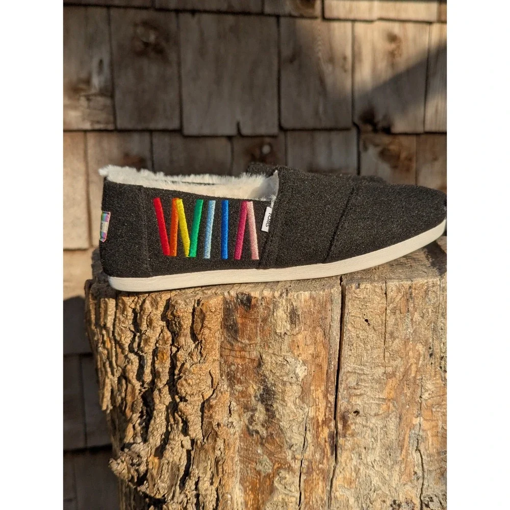 Tom's‎ Alpargata Shoe's Women's Size 5.5 NWT